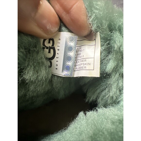 UGG W Bailey Button Emerald Green  Fur Boots Womens SZ US 7/UK 5.5 Glam Chic - Picture 10 of 16